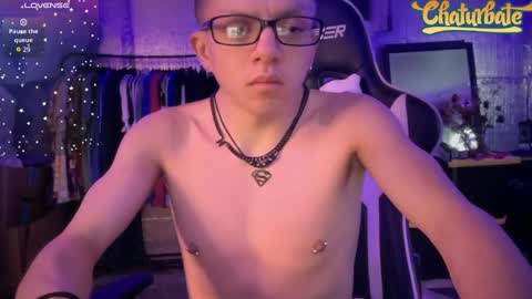 Snapshot of robertcicijr21 chatting on October 20, 2:26 am Robert Cici Jr. online show from October 20, 2:26 am