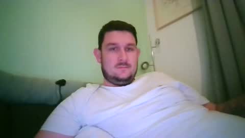 Robin online show from January 9, 4:23 pm