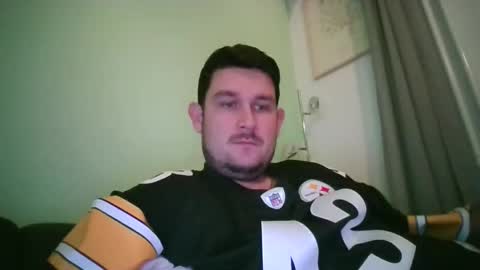 Robin online show from November 16, 10:12 pm