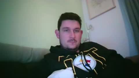 Robin online show from November 2, 10:03 pm