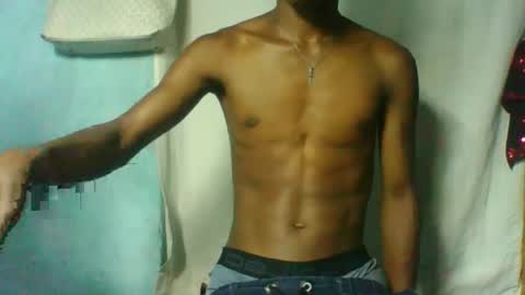 rocardo1510 online show from March 5, 3:51 pm