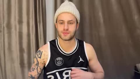 Rodrigo online show from November 4, 9:05 pm