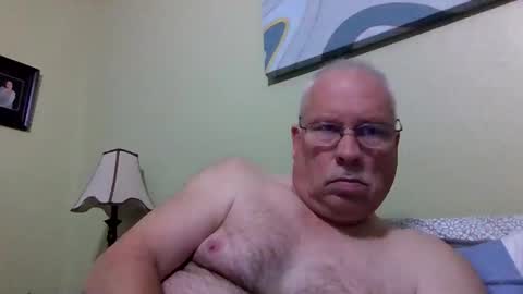 rodstud641 online show from December 22, 11:24 pm