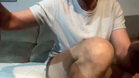 rogerbenid81 online show from April 16, 3:17 am