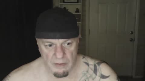 roinaz online show from December 18, 3:47 am