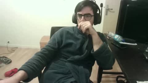 romainb72 online show from February 8, 6:34 pm