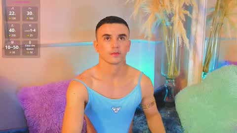   online show from November 11, 3:06 pm