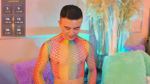   online show from November 12, 3:07 pm