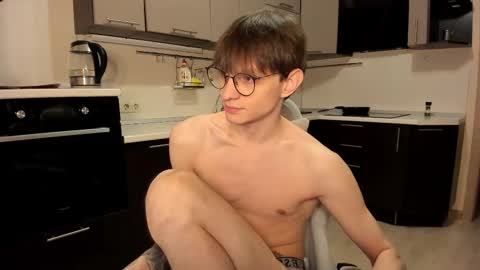 Snapshot of romeo_mercy chatting on October 13, 11:27 am Romeo online show from October 13, 11:27 am