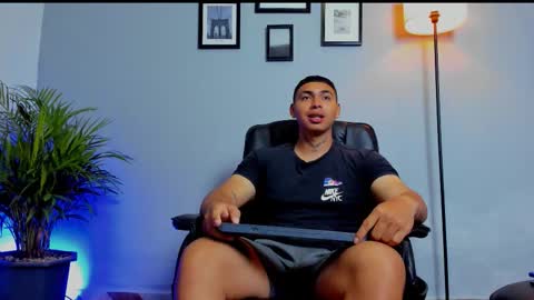 RonnieCanford online show from March 1, 3:44 pm