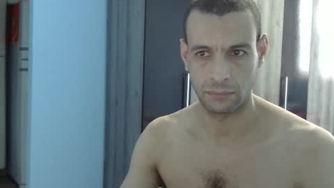 ronny online show from February 4, 9:21 pm