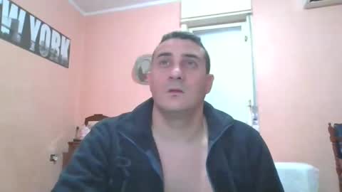 Snapshot of rosario1212 chatting on February 22, 1:11 am Rosario online show from February 22, 1:11 am