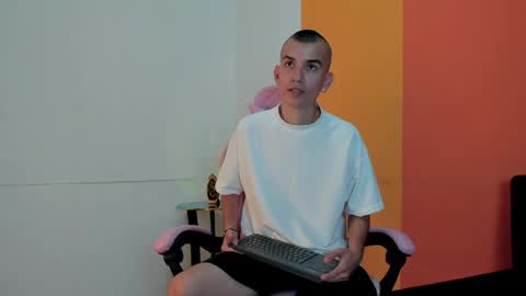 Rowan online show from April 14, 8:08 pm