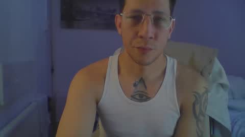 royalpapi12 online show from April 11, 8:07 am