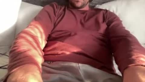 roythegil online show from July 13, 11:28 pm