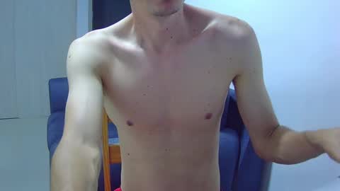 Roy online show from January 6, 1:09 am