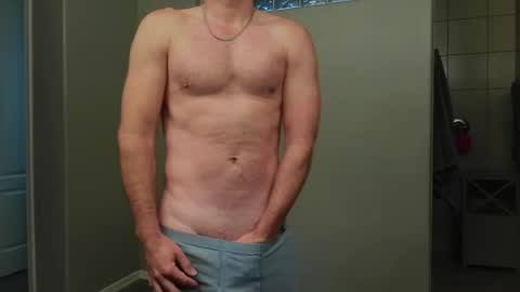 rshaw2891 online show from July 18, 1:38 pm