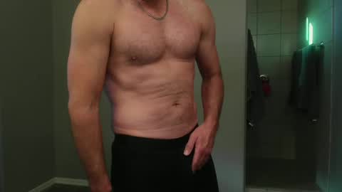 rshaw2891 online show from June 26, 1:20 am