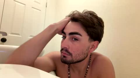 rubenzaragosa09 online show from May 17, 3:30 pm