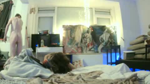 nick online show from December 4, 7:54 pm