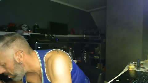 Chico que rico Caliente online show from March 5, 11:38 pm