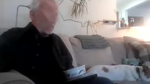 Snapshot of rustyx22 chatting on March 5, 3:07 pm Rusty online show from March 5, 3:07 pm