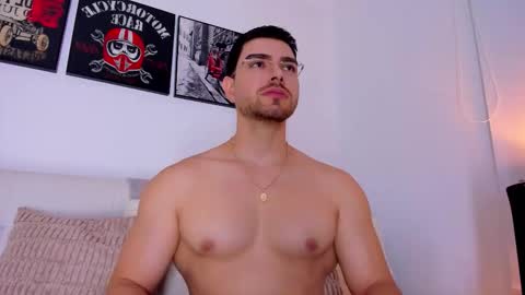 Ryan  online show from March 6, 9:39 am