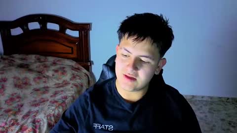 Snapshot of ryan_doretti chatting on September 9, 9:31 am Ryan online show from September 9, 9:31 am