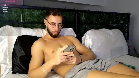 ryanstorm1 online show from November 22, 3:00 pm