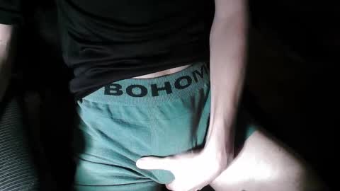 Snapshot of s_h_o_r_k chatting on October 18, 8:58 pm Max online show from October 18, 8:58 pm