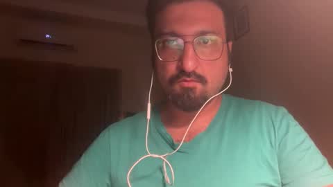 saadiqureshi007 online show from September 25, 7:57 pm