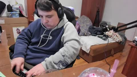 1141323  my Lord Mister Max   moms treasure online show from December 23, 1:40 am