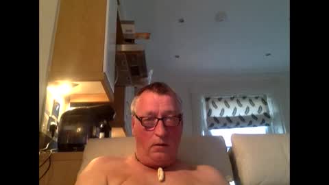 sail_naked online show from April 18, 6:53 pm