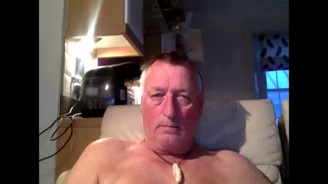 sail_naked online show from April 11, 7:06 pm