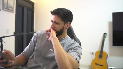 saimon  online show from April 12, 4:52 pm