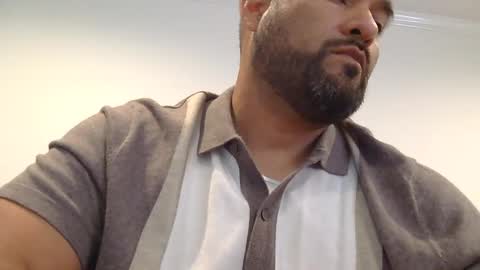 sal cumplaciente online show from April 13, 5:46 pm