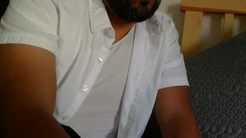 sal cumplaciente online show from April 16, 9:50 pm