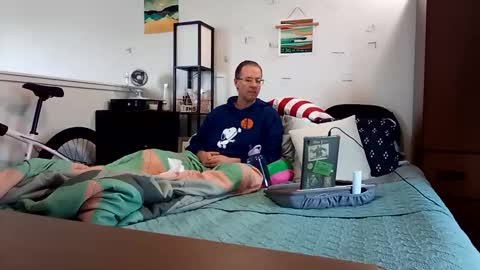 salis1981 online show from December 1, 7:17 pm