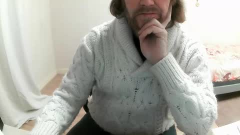 Snapshot of saltimbanquier chatting on January 19, 12:39 pm Saltimbanquier Salt ou Banquier online show from January 19, 12:39 pm