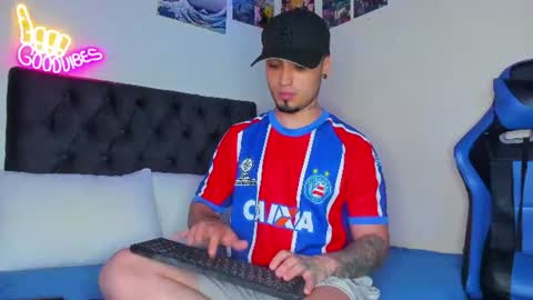   online show from July 1, 1:06 am