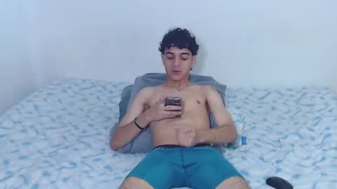 Snapshot of sam__cute chatting on October 20, 6:01 pm sam__cute online show from October 20, 6:01 pm