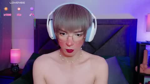 Sam online show from April 15, 7:41 am