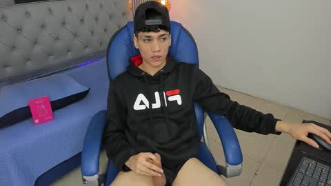 Sam online show from March 20, 1:15 pm