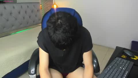 Sam online show from June 19, 1:38 pm