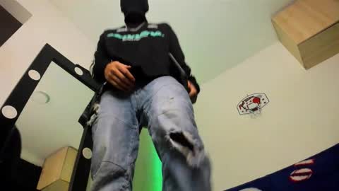   online show from February 20, 5:04 am