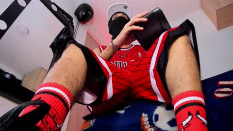   online show from February 25, 3:18 am