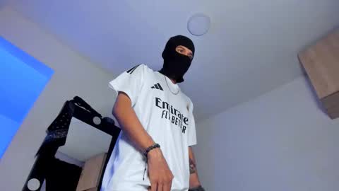   online show from November 10, 5:34 am