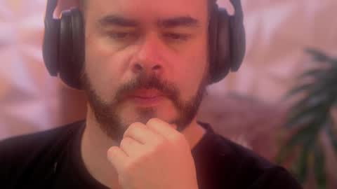 Sanders online show from January 9, 6:46 pm