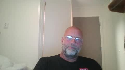 Snapshot of sandnesrune523 chatting on September 24, 6:06 pm sandnesrune523 online show from September 24, 6:06 pm