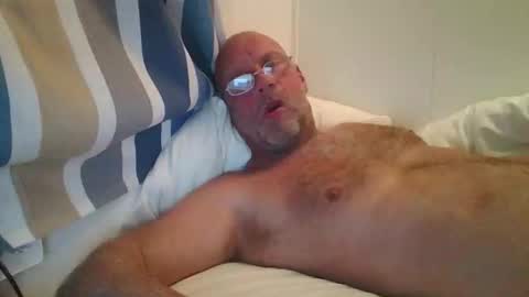 Snapshot of sandnesrune523 chatting on October 18, 9:09 pm sandnesrune523 online show from October 18, 9:09 pm
